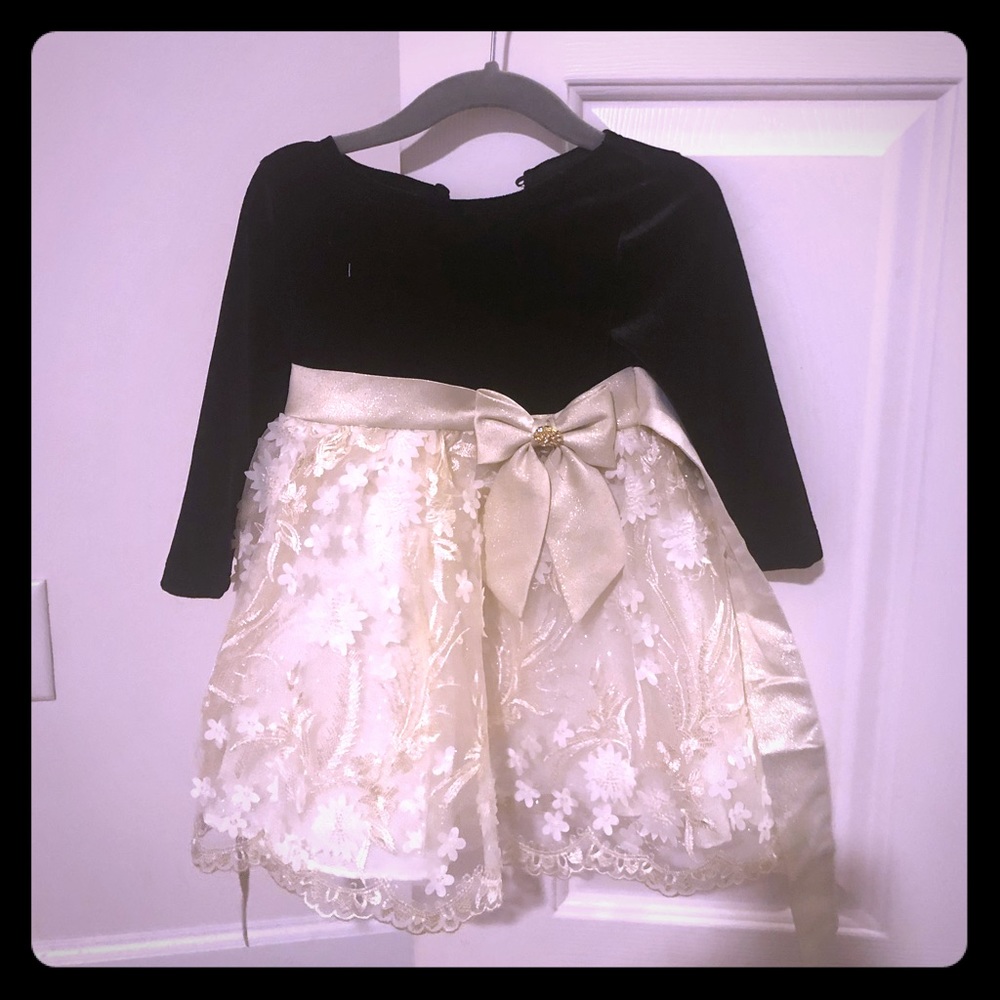Rare Editions Black Velvet and Gold Dress